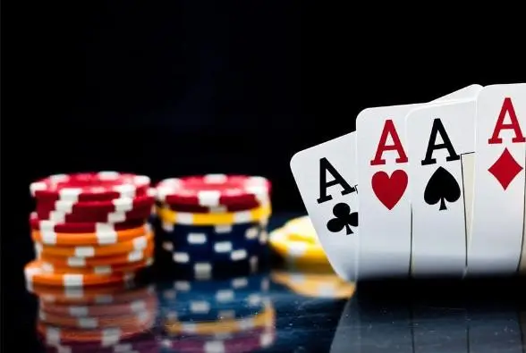 Nổ hũ và game bài